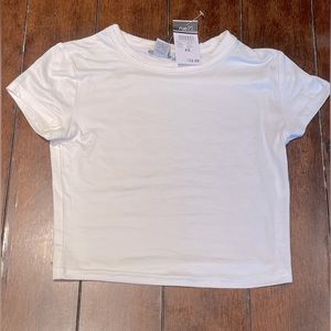 this is a rue 21 crop top, never worn before, and its soft!